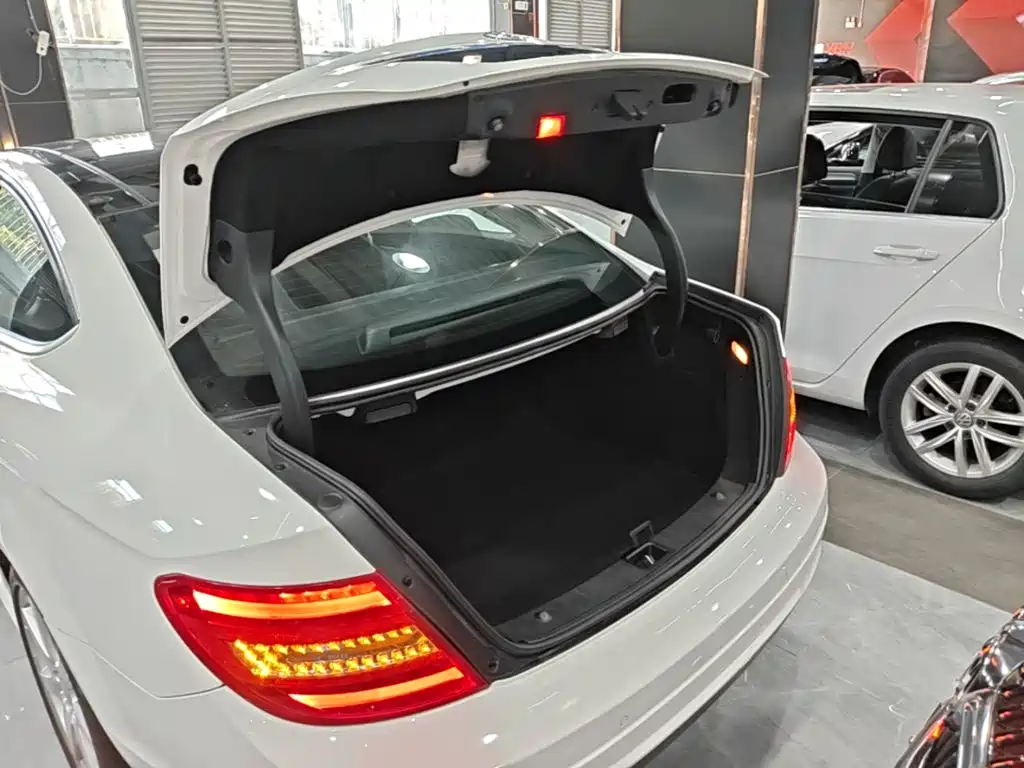 Mercedes-Benz C-Class 2015 — фото 15