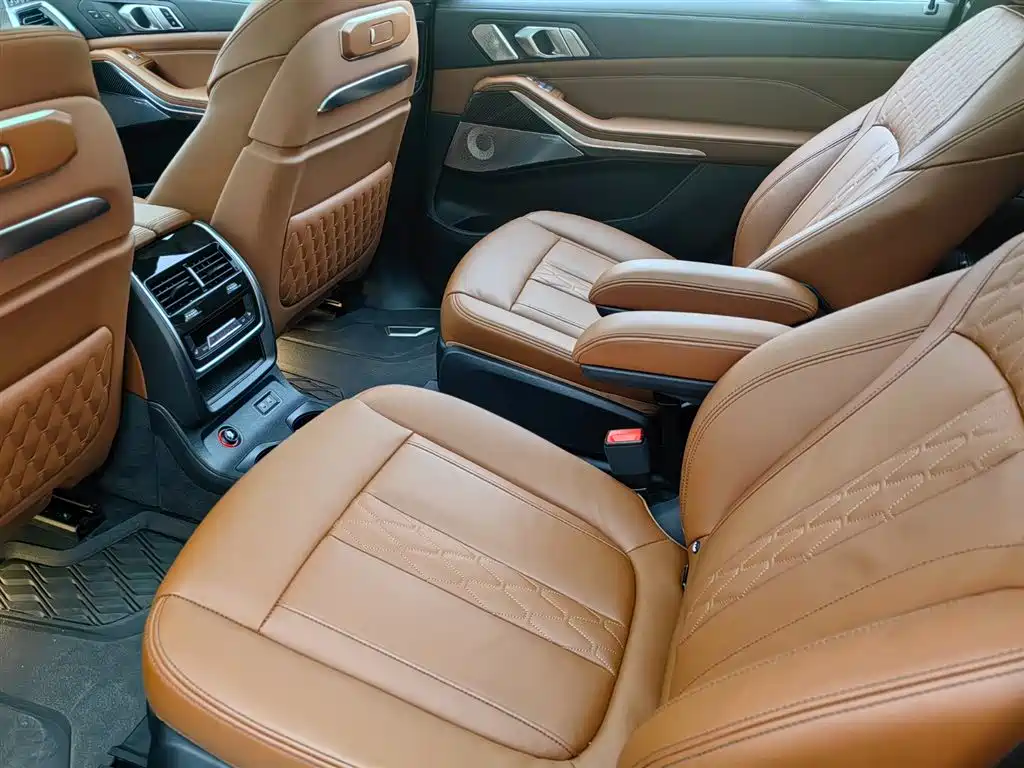 BMW X7 M60i 2025 — фото 10
