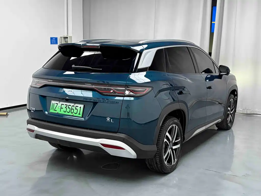 BYD Song L DM-i 2025 — фото 9