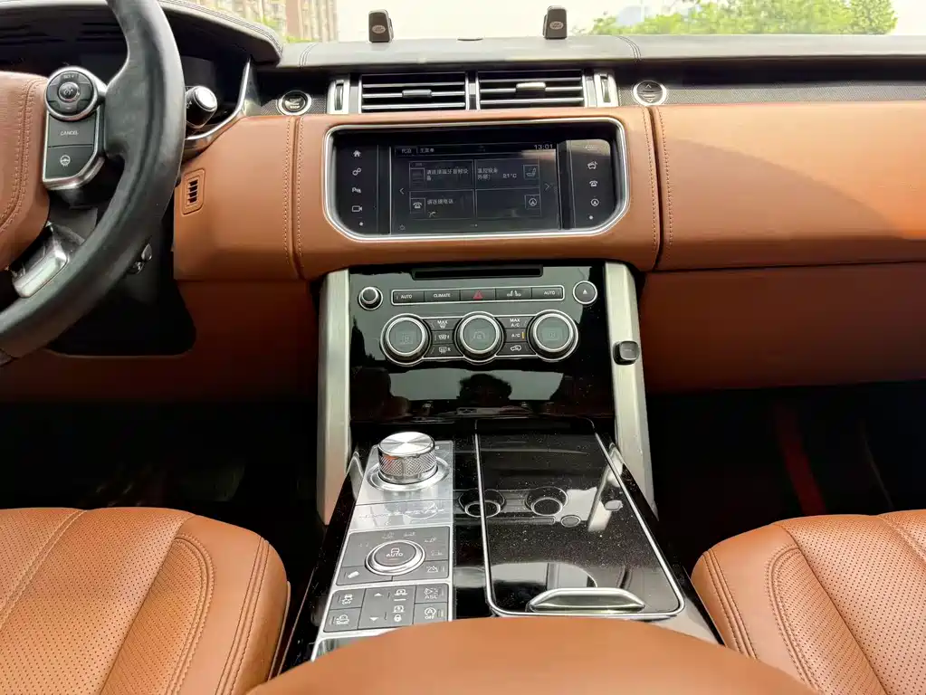 Land Rover Range Rover 2017 — фото 27