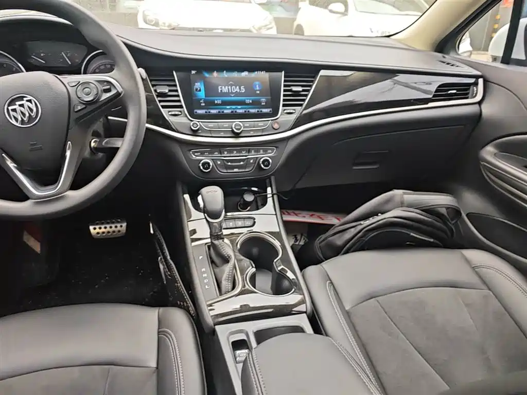 Buick Verano 2017 — фото 13