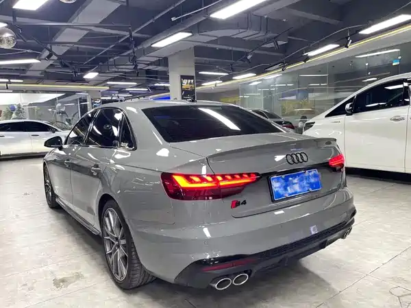 Audi S4 2023