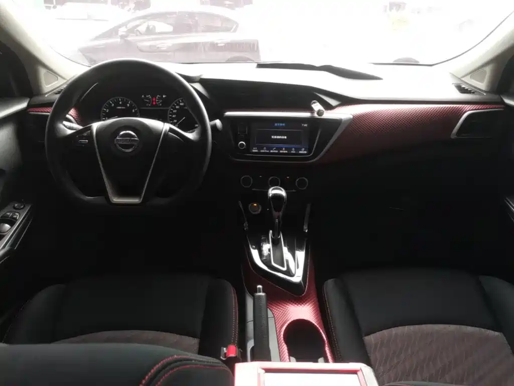 Nissan Bluebird 2018 — фото 10