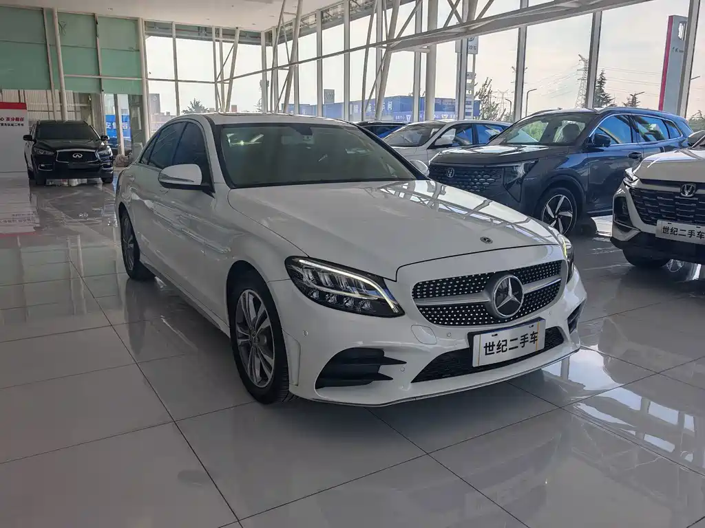 Mercedes-Benz C-Class 2019 — фото 3