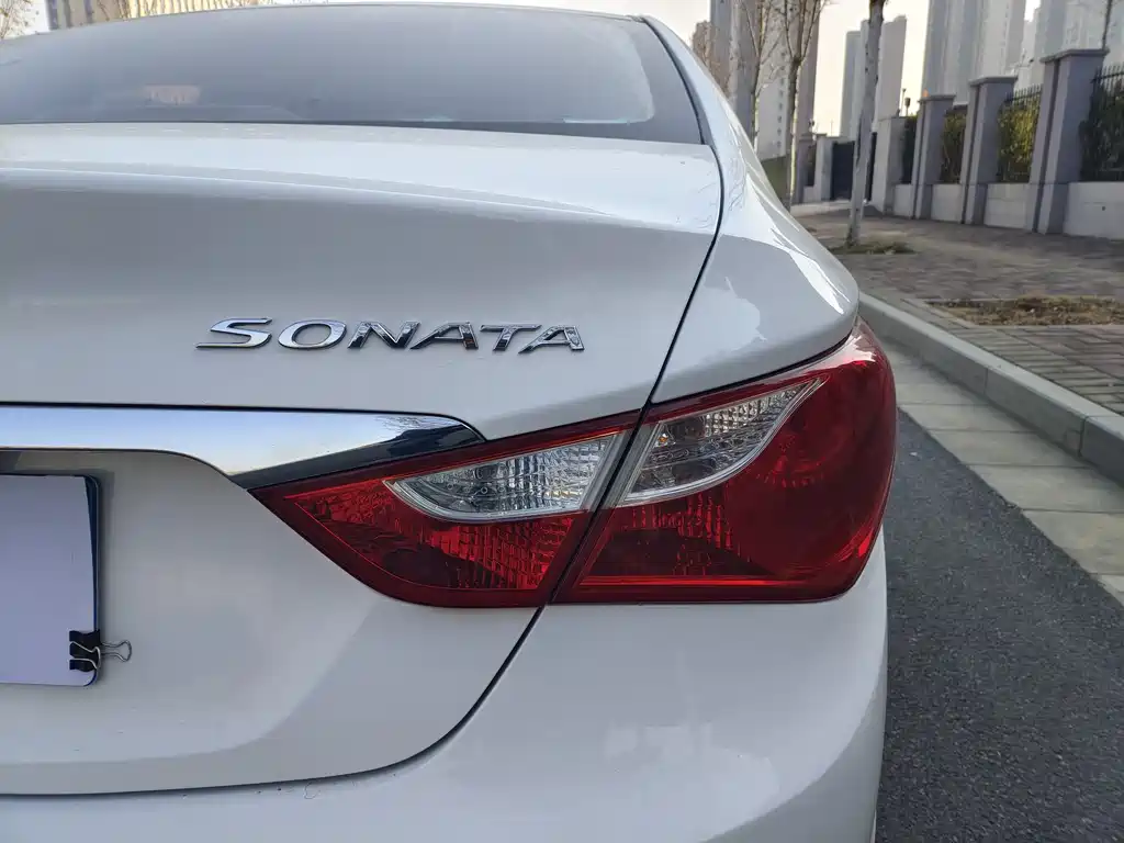Hyundai Sonata 2016 — фото 18