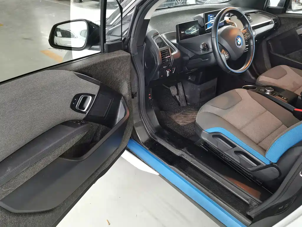 BMW i3 2018 — фото 13