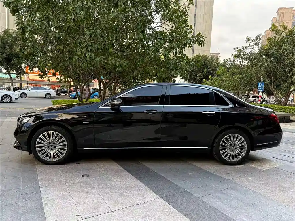 Mercedes-Benz E-Class 2020 — фото 4
