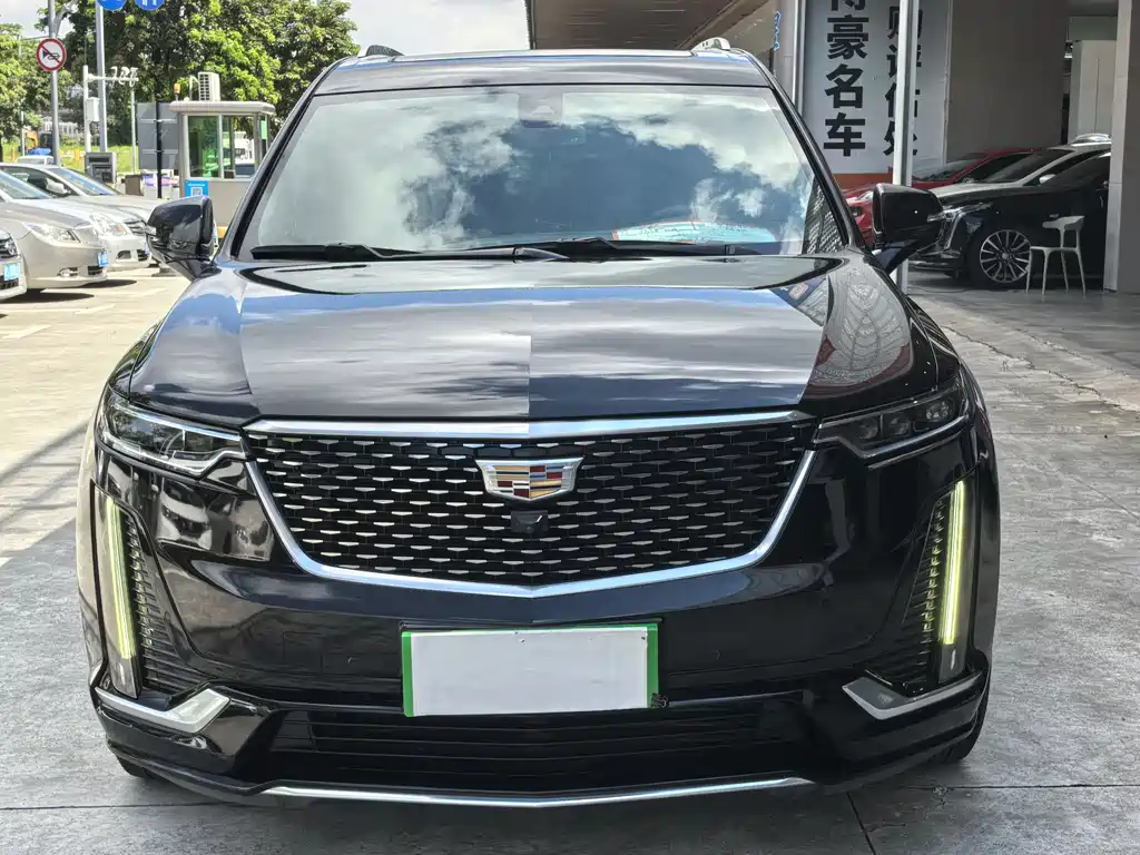 Cadillac XT6 2020 — фото 2