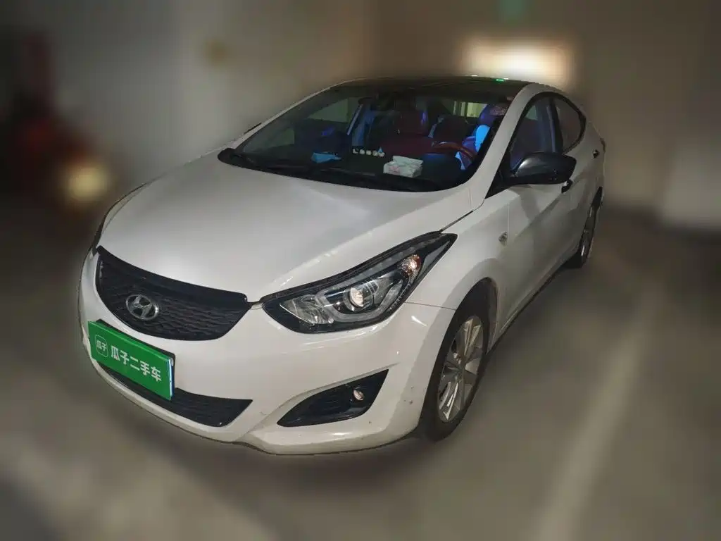 Hyundai Elantra 2018