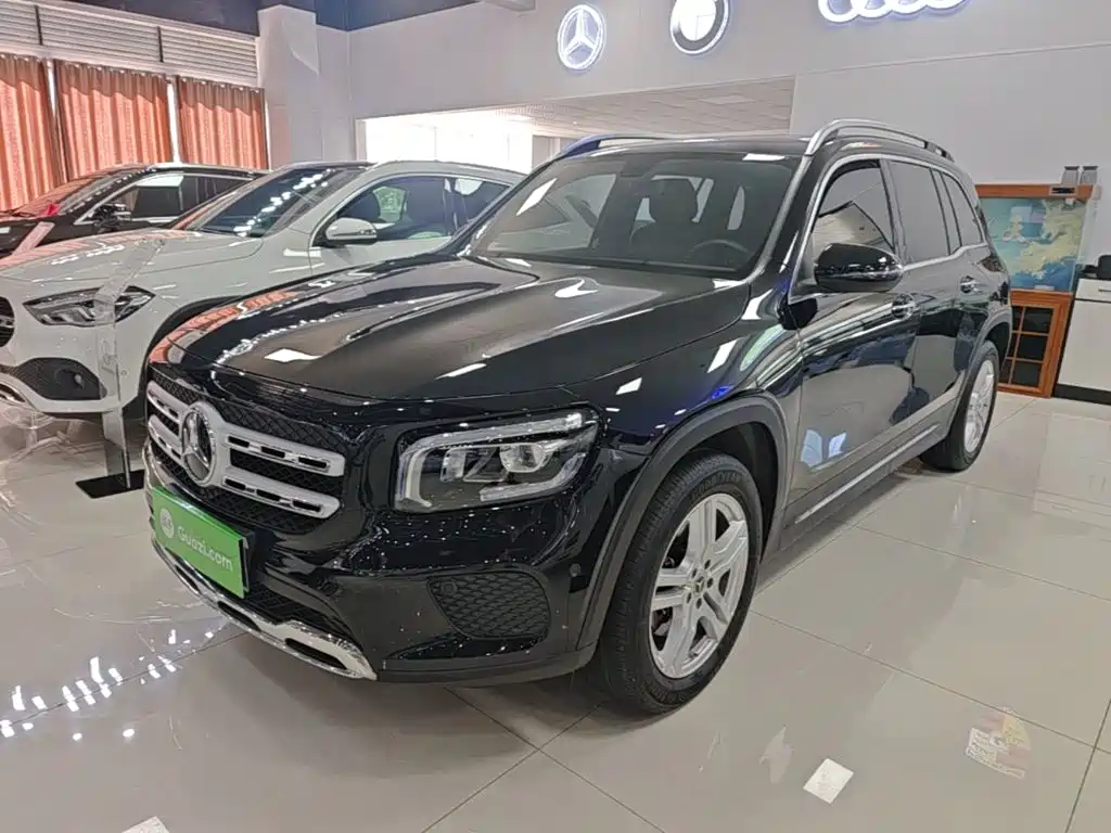 Mercedes-Benz GLB 2023