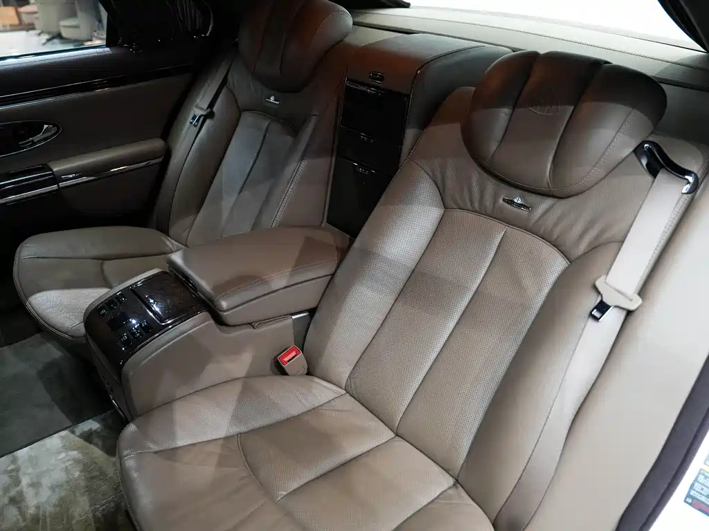 Maybach Maybach 2012 — фото 11