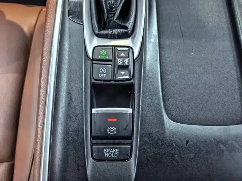 Honda Inspire 2019 — фото 12