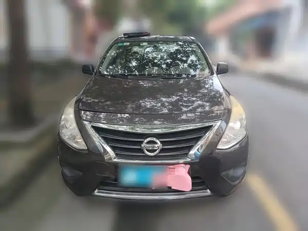 Nissan Sunny 2014