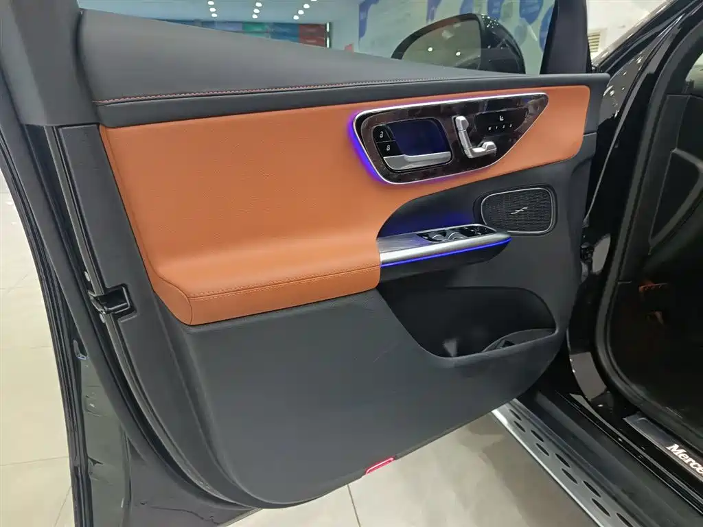 Mercedes-Benz GLC 2024