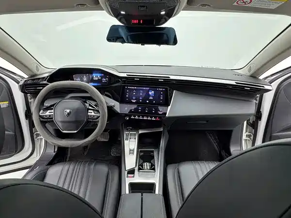 Peugeot 408X 2024
