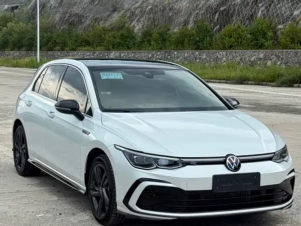 Volkswagen Golf 2022