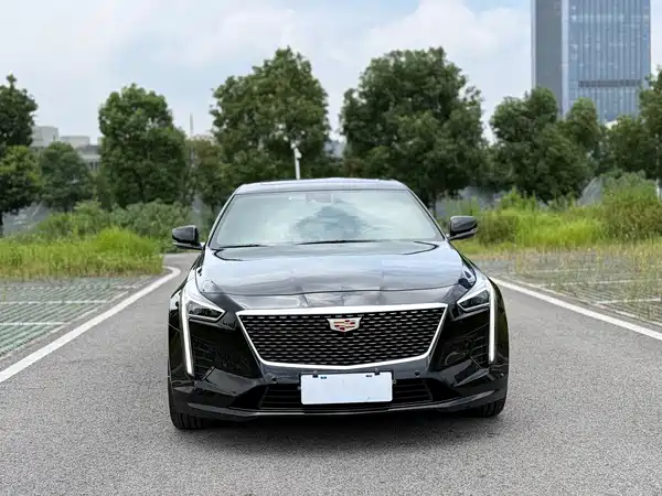 Cadillac CT6 2021