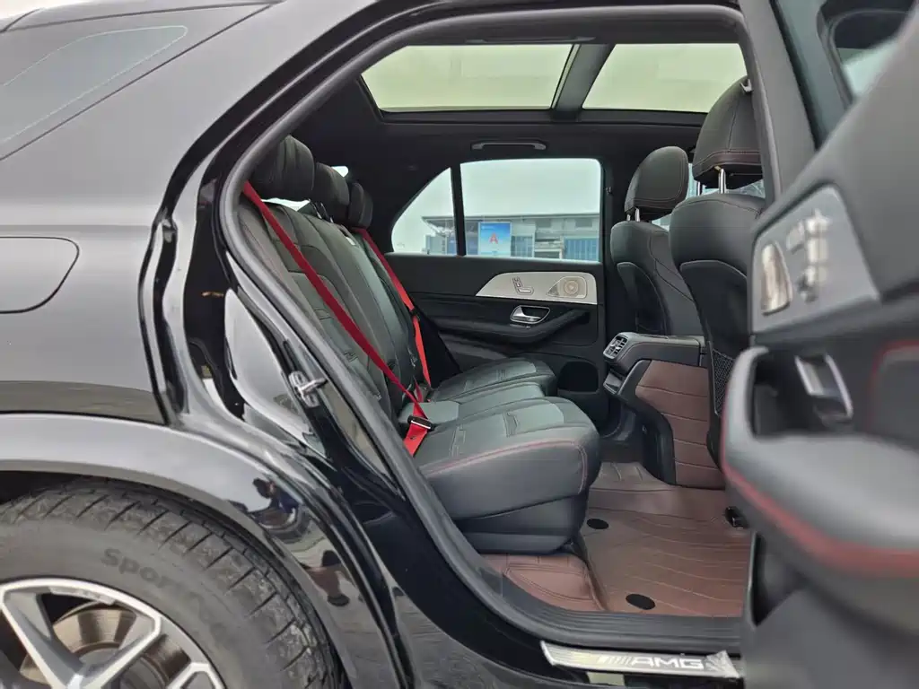 Mercedes-Benz GLE AMG 2023 — фото 19