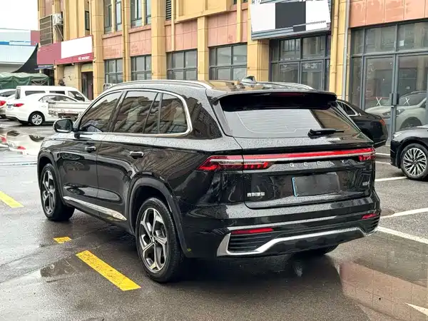 Geely Xingyue L 2022