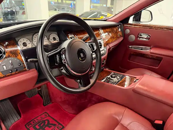 Rolls-Royce Ghost 2013