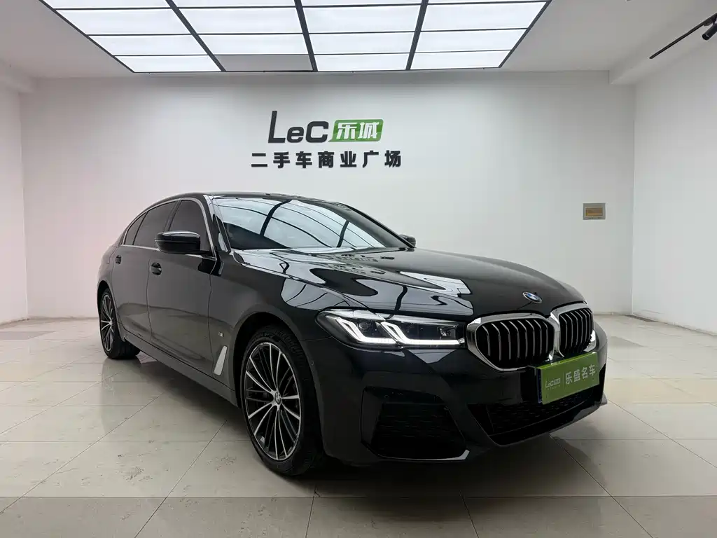 BMW 5 Series 2024