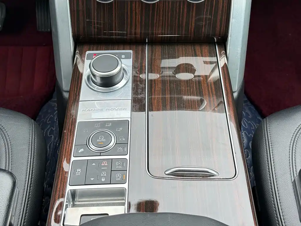Land Rover Range Rover 2017 — фото 19