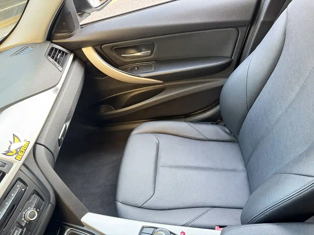 BMW 3 Series 2014 — фото 11