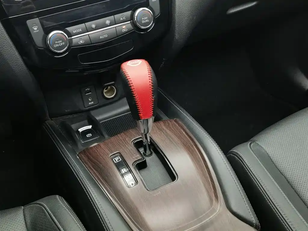 Nissan X-Trail 2018 — фото 13
