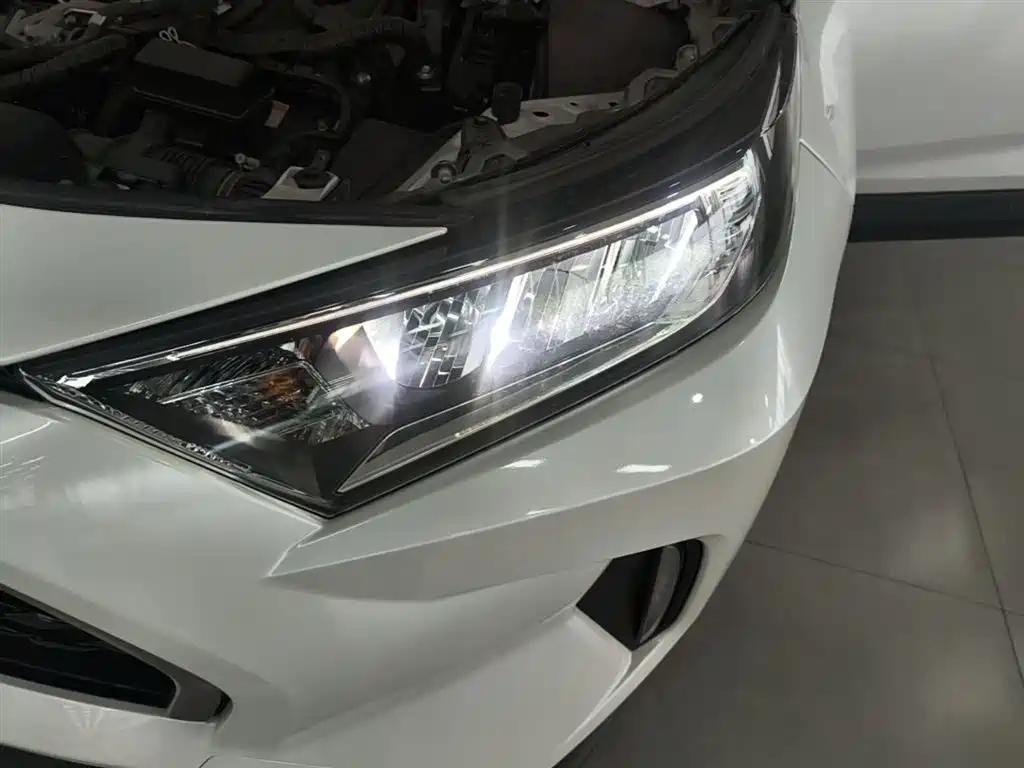 Toyota RAV4 Prime 2022 — фото 23
