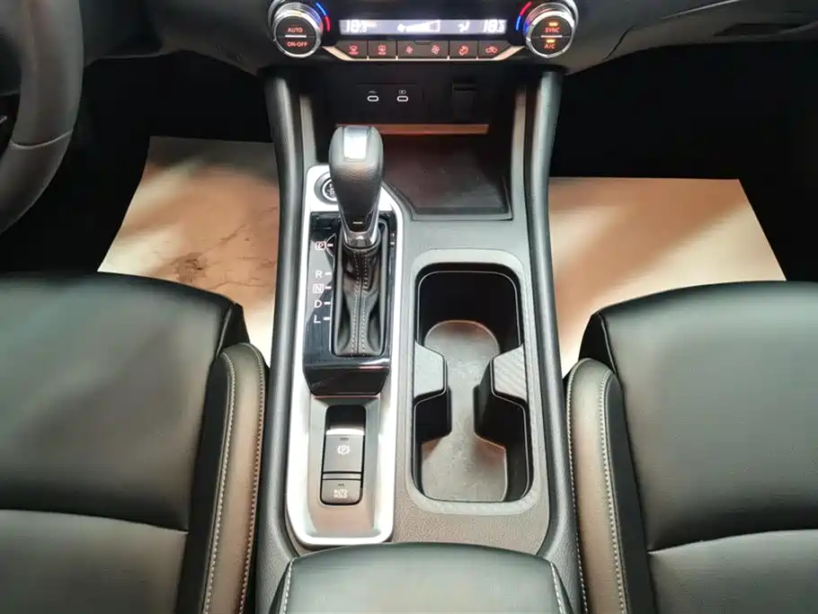 Nissan Sylphy 2024 — фото 16