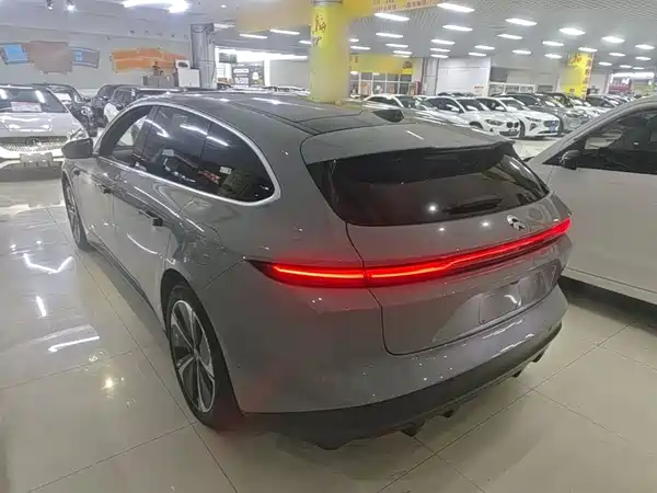 NIO ET5T 2025
