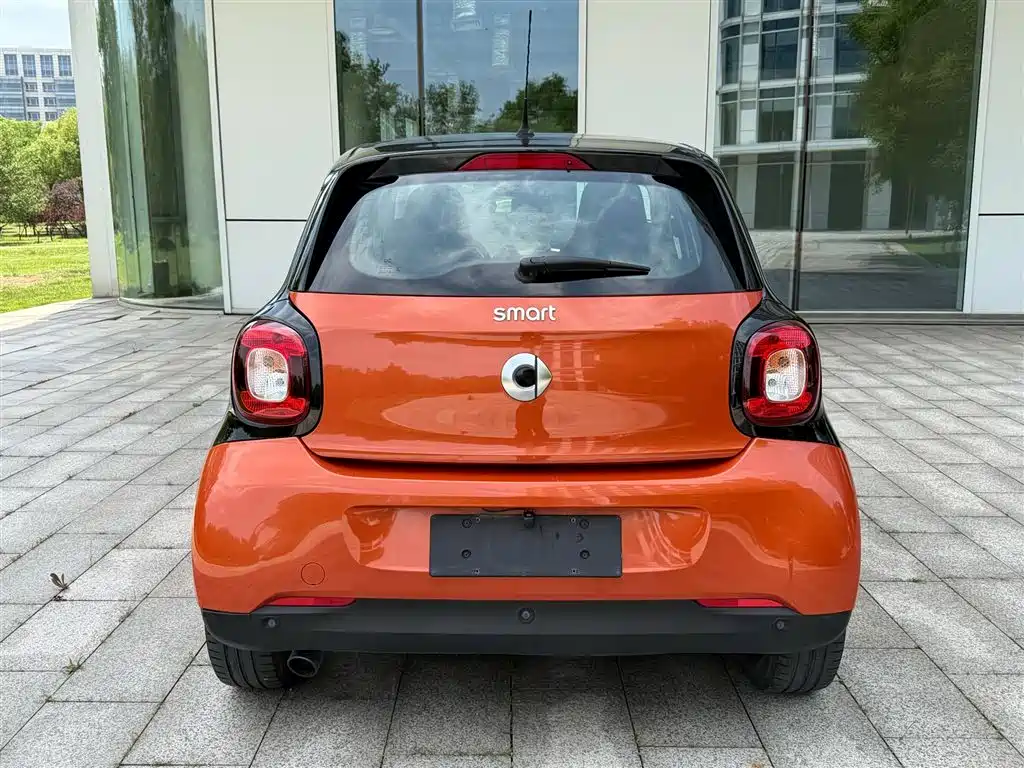 smart Forfour 2017 — фото 3