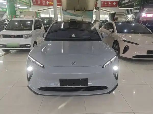 NIO ET5T 2025