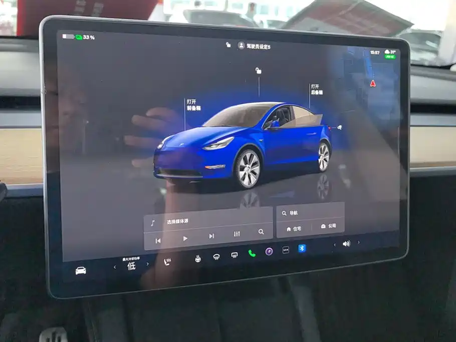 Tesla Model Y 2023 — фото 14