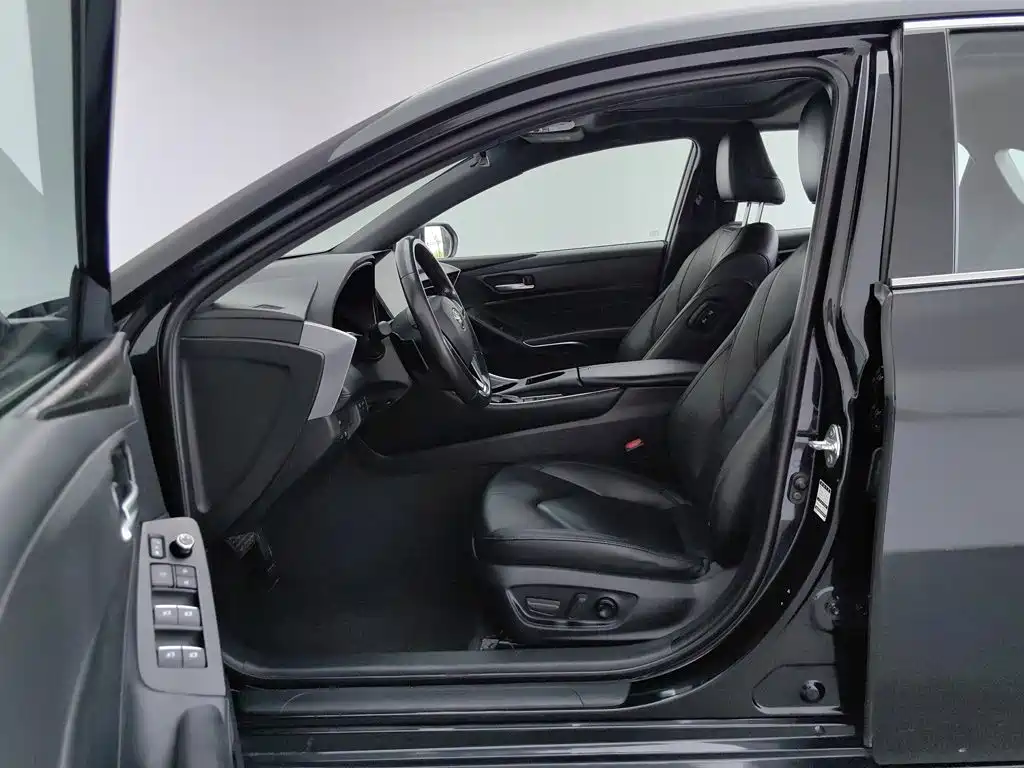 Toyota Avalon 2023 — фото 10