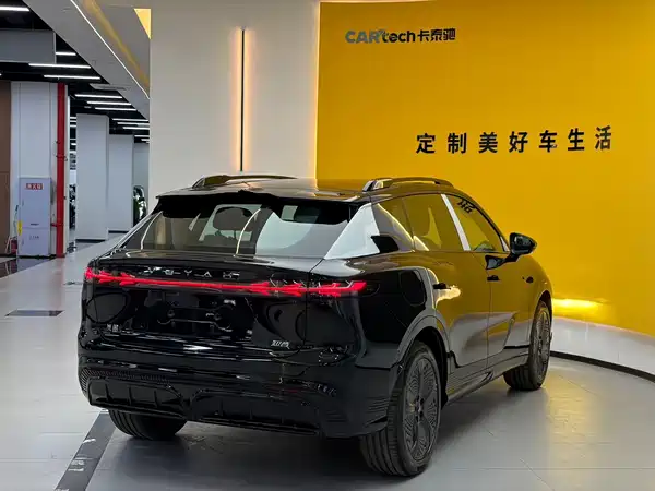 Voyah Zhiyin 2024