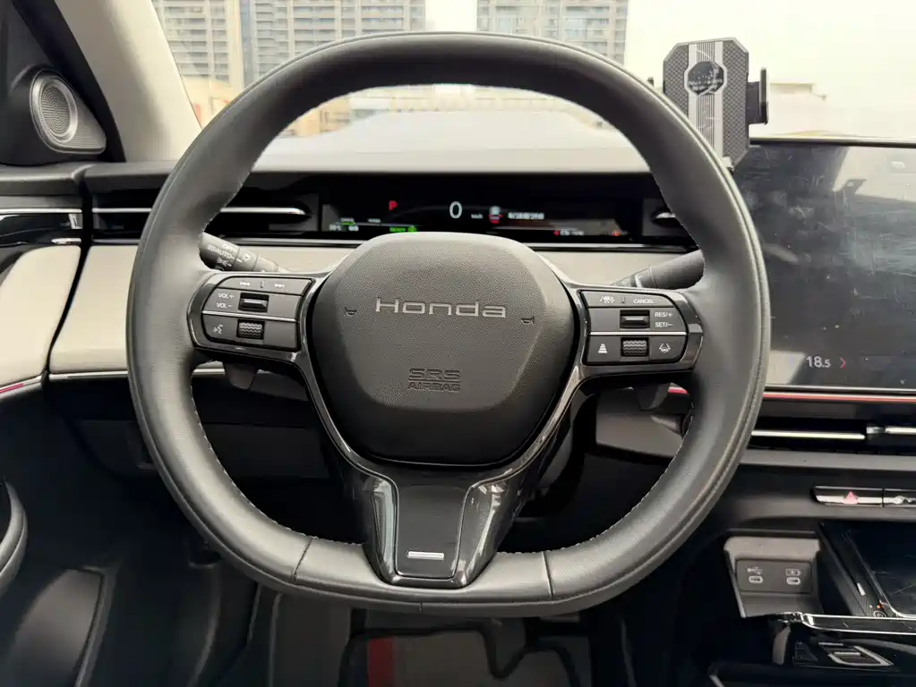 Honda Lieguan e:NS2 2025 — фото 17
