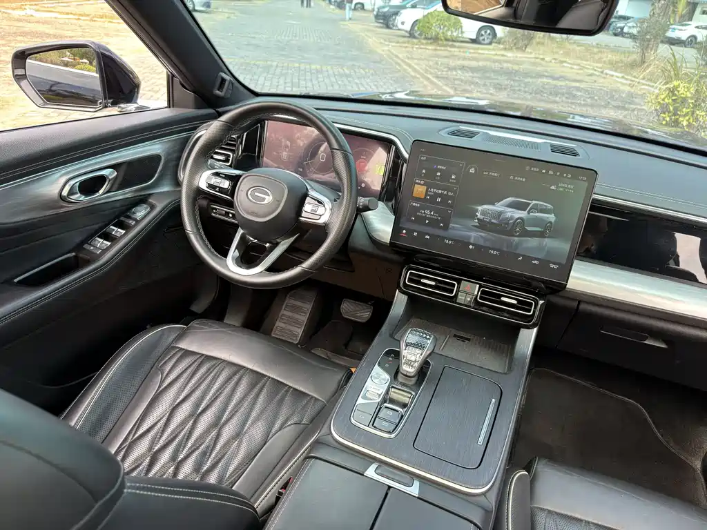 GAC Motor Trumpchi GS8 2023 — фото 10