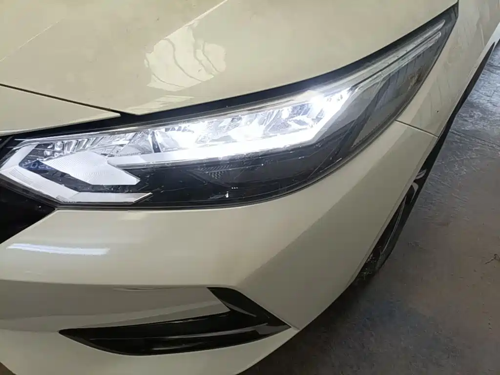 Nissan Sylphy 2021 — фото 24