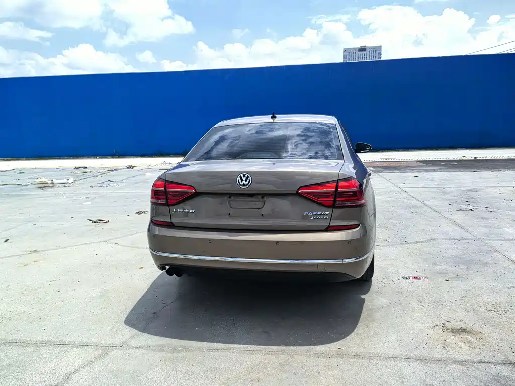 Volkswagen Passat 2018 — фото 6