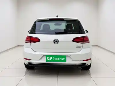 Volkswagen Golf 2020