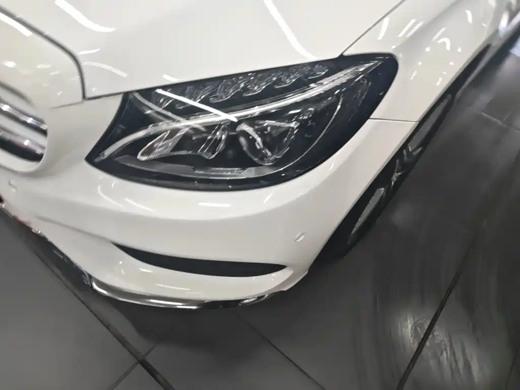 Mercedes-Benz C-Class 2017 — фото 24