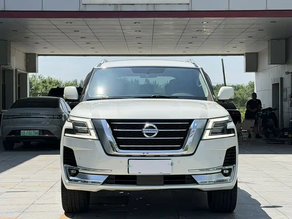 Nissan Patrol 2020 — фото 2