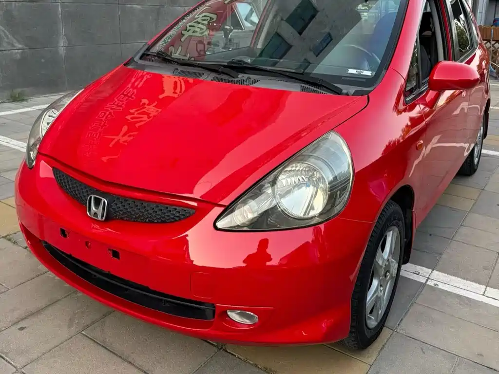Honda Fit 2006 — фото 1