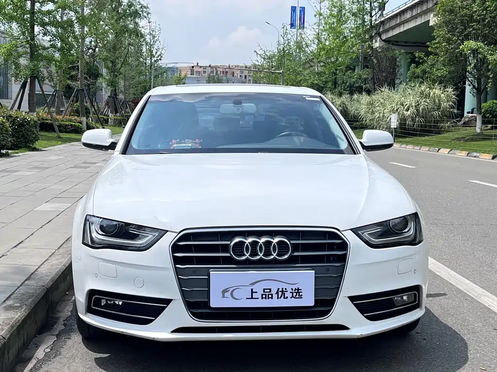 Audi A4L 2015 — фото 2