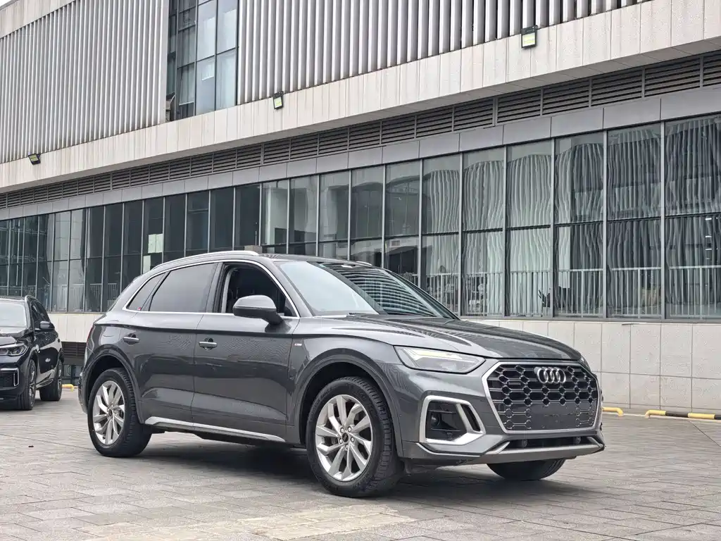 Audi Q5L 2021 — фото 3