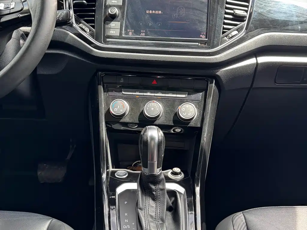 Volkswagen T-Roc 2020 — фото 10