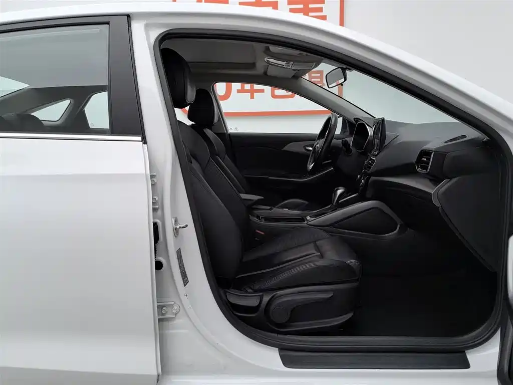 Hyundai Fista 2018 — фото 23