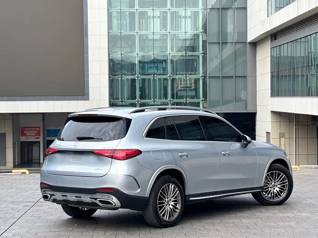 Mercedes-Benz GLC 2023 — фото 15