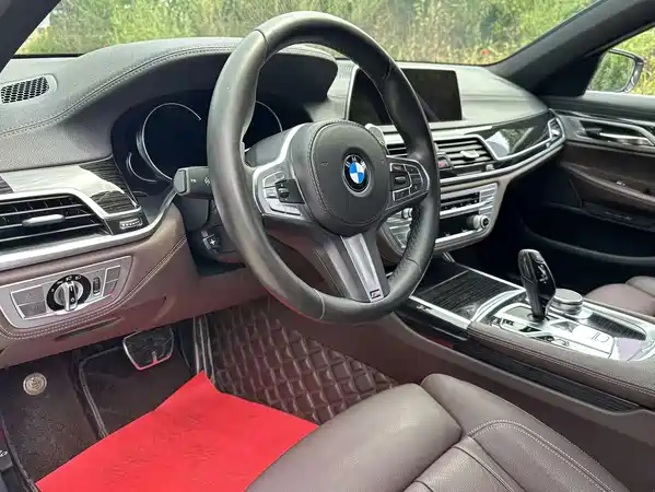 BMW 7 Series 2019